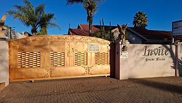 Entrance gate